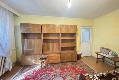 Apartament cu 2 camere semidecomandat în Km 4