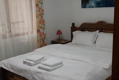 Apartament cu 2 camere semidecomandat în Micro 3 - 6