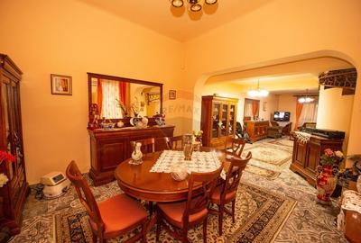 Casă individuală cu 6 camere cu Piscina în Central - 10
