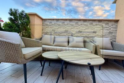 Penthouse cu 4 camere decomandat, mobilat în Tătărași - 3