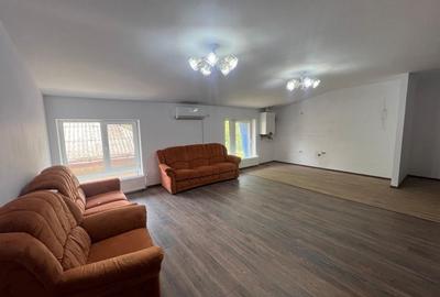 Apartament cu 4 camere decomandat în Central - 2