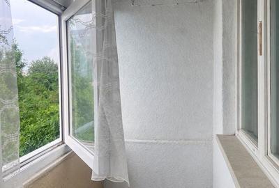 Apartament cu 3 camere semidecomandat în Drumul Taberei - 2