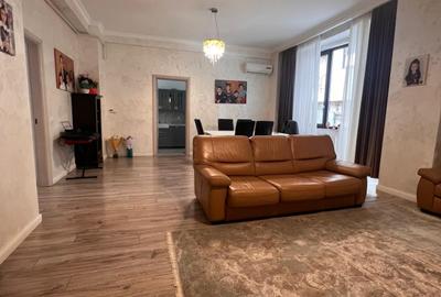 Apartament cu 3 camere semidecomandat, mobilat în Bucureștii Noi - 4