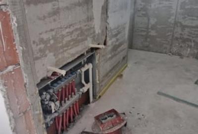 Casă individuală cu 4 camere cu Canalizare în Calea București - 8