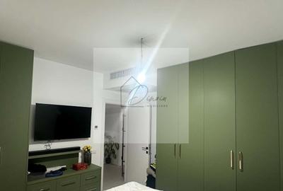 Apartament cu 3 camere semidecomandat, mobilat în Central
