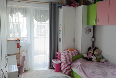 Apartament cu 3 camere decomandat în Central - 8