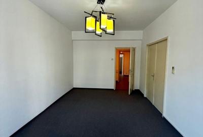 Apartament cu 4 camere în P-ța Romană - 9