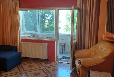 Apartament cu 3 camere decomandat în Noua - 1