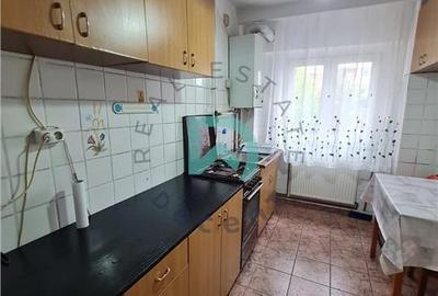 Apartament cu 2 camere decomandat în Județean