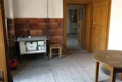 Casă cu 4 camere în Bălcaciu - 9