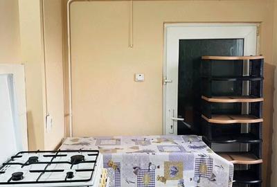 Apartament cu 2 camere decomandat în Kamsas - 3
