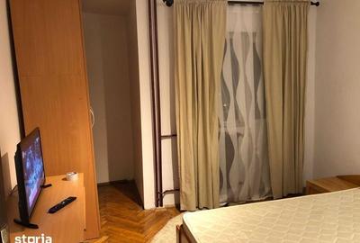 Apartament cu 2 camere decomandat în Podu Roș - 1