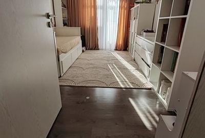 Apartament cu 3 camere în Ghiroda