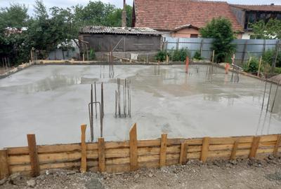Spațiu comercial, în Săcălaz