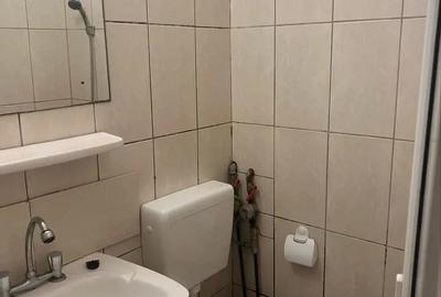 Garsonieră decomandată în Complex Studențesc