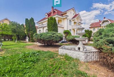 Casă cu 8 camere cu Teren 1200 Mp în Sânmartin - 2