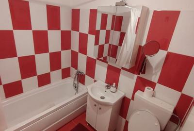 Apartament cu 2 camere semidecomandat, mobilat în Brâncoveanu