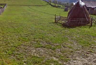 Teren de 1800 mp, în Central
