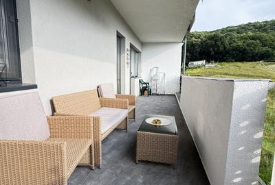Apartament cu 3 camere semidecomandat, mobilat în Florești - 10