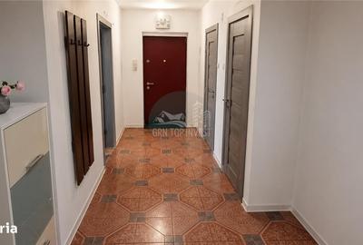 Apartament cu 2 camere decomandat în Cedonia