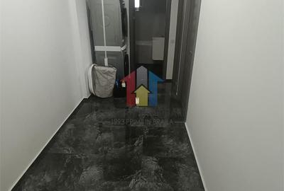 Apartament cu 3 camere în Traian - 2