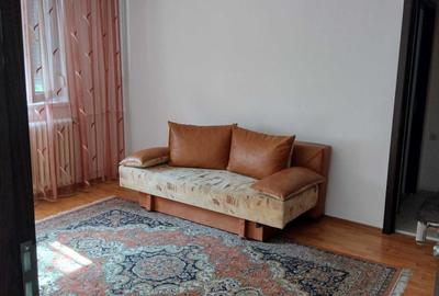 Apartament cu 2 camere decomandat în Rogerius