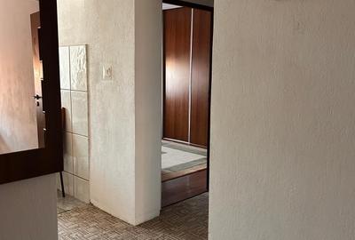 Apartament cu 3 camere decomandat în Micro 1 - 1