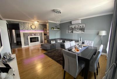 Apartament cu 3 camere decomandat, mobilat în Centura