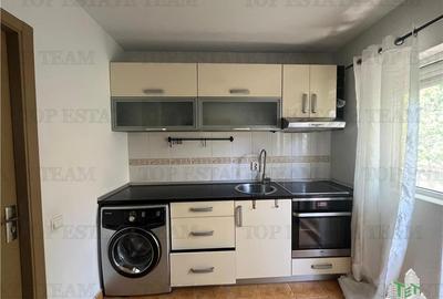 Apartament cu 3 camere decomandat, mobilat în Berceni - 2