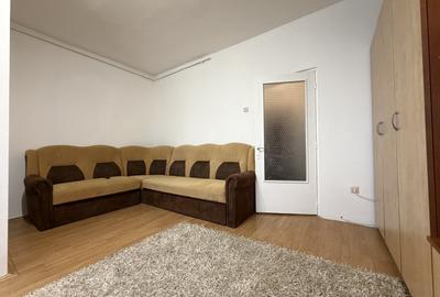 Garsonieră decomandată, mobilată în Complex Studențesc - 1