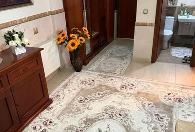 Apartament cu 2 camere decomandat în Central - 1