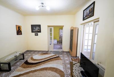 Casă individuală cu 4 camere cu Canalizare în Central - 3
