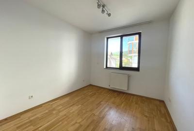 Apartament cu 3 camere decomandat, mobilat în Cetate - 3