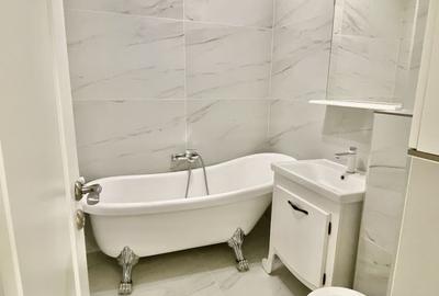 Apartament cu 2 camere decomandat în Școlilor - 1