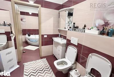 Casă cu 6 camere cu Canalizare în Tractorul - 20