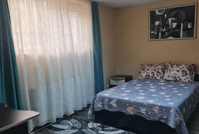 Apartament cu 2 camere semidecomandat în George Bacovia - 1