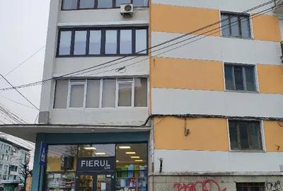 Apartament cu 2 camere semidecomandat în Ultracentral