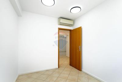 Birou, de 68.5 mp, în Olimpia-Stadion - 2