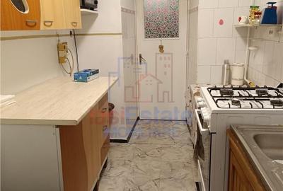 Apartament cu 3 camere semidecomandat în Zimbru