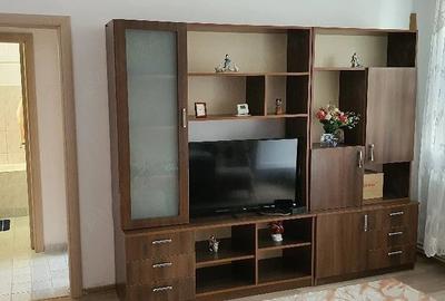 Apartament cu 2 camere semidecomandat, mobilat în Tăbăcărie - 1