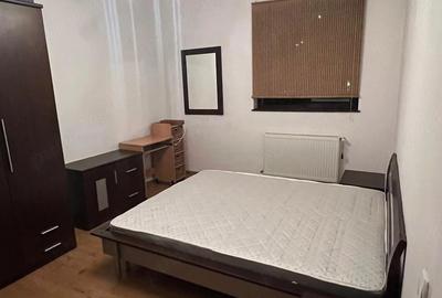 Apartament cu 3 camere decomandat în Exterior Vest