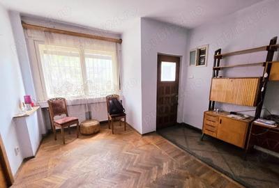 Casă cu 2 camere cu Teren 380 Mp în Central