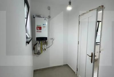 Casă cu 4 camere cu Teren 1250 Mp în Curtești
