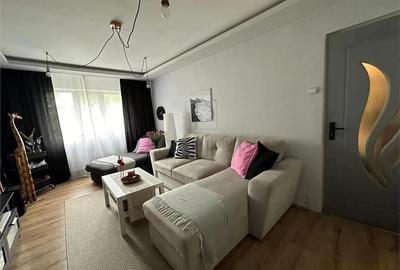 Apartament cu 3 camere decomandat, mobilat în Aeroport - 1