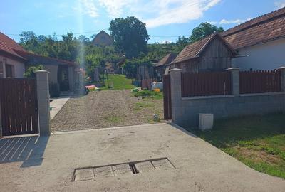 Casă cu 2 camere în Tritenii de Jos - 4