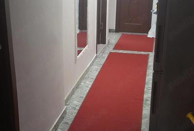 Apartament cu 3 camere decomandat în Central - 3