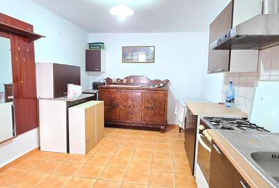 Apartament cu 2 camere decomandat în Ultracentral