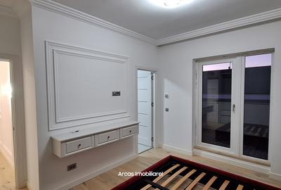 Penthouse cu 3 camere decomandat, mobilat în Sub Arini - 15