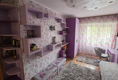 Apartament cu 3 camere decomandat în Nicolina - 7