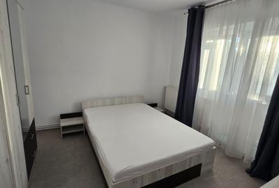 Apartament cu 2 camere decomandat în Lipovei
